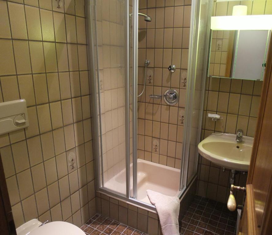 Hotel Garni Obermair Mayrhofen Rom bilde